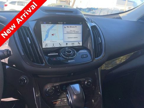 Used 2016 Ford Escape Titanium image 17