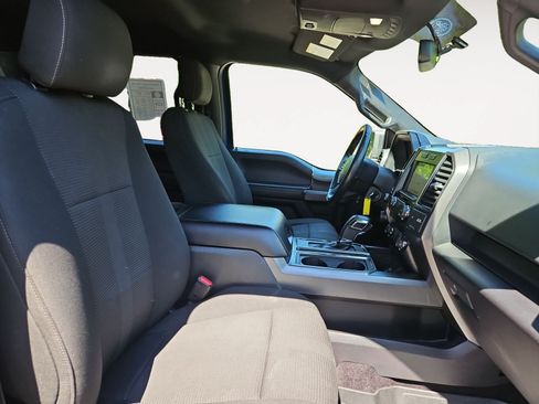 Used 2017 Ford F150 XLT w/ Equipment Group 302A Luxury AWD/4WD image 15