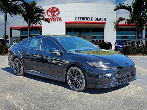 New 2026 Toyota Camry Hybrid image 1