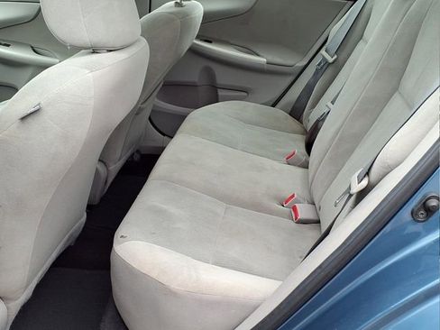 Used 2012 Toyota Corolla LE FWD image 12