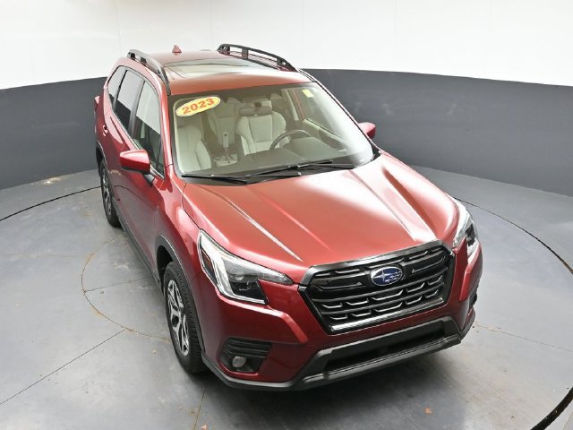 Used 2023 Subaru Forester Premium AWD/4WD image 44