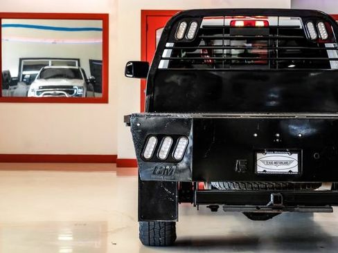 Used 2022 RAM 3500 Tradesman image 44