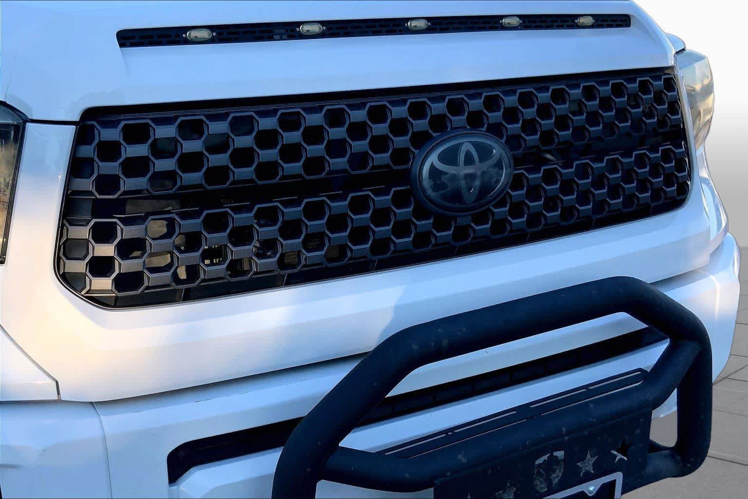 Used 2018 Toyota Tundra SR5 w/ TRD Sport Package AWD/4WD image 29