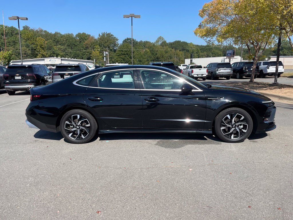 Used 2024 Hyundai Sonata SEL FWD image 8