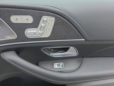 Certified 2026 Mercedes-Benz GLE 450 4MATIC image 35