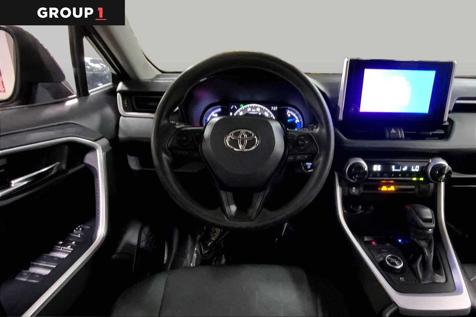 Certified 2024 Toyota RAV4 XLE AWD/4WD image 6