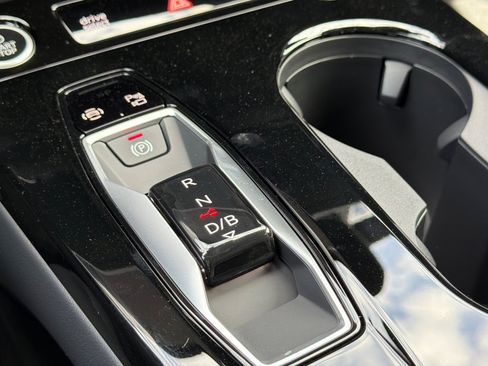 New 2027 Audi Q6 e-tron Premium AWD/4WD image 21