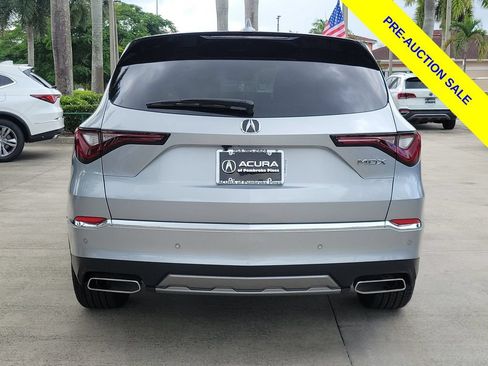 Certified 2026 Acura MDX w/ Technology Package FWD image 5