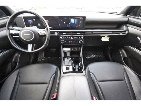 Used 2025 Hyundai Santa Cruz XRT image 10