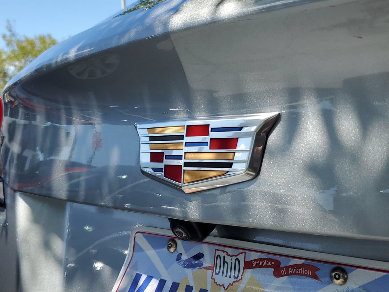 Used 2024 Cadillac XT4 Premium Luxury AWD/4WD image 6