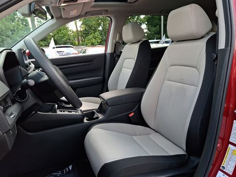Certified 2024 Honda CR-V EX image 12
