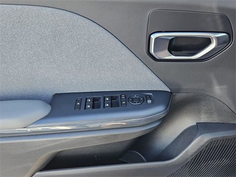 New 2025 Kia K4 EX image 22