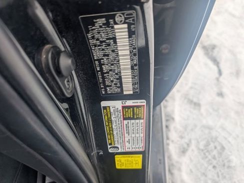 Used 2011 Toyota Corolla S image 27