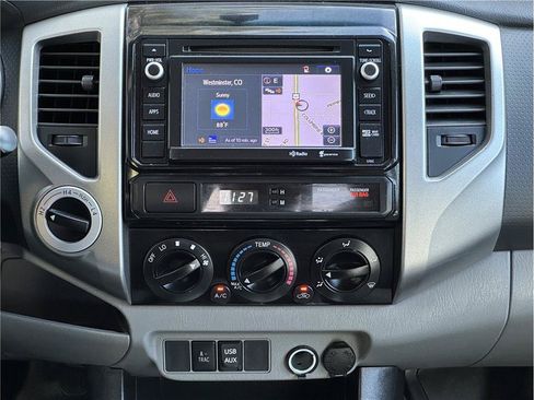 Used 2014 Toyota Tacoma 4x4 Double Cab w/ TRD Off-Road Package image 23