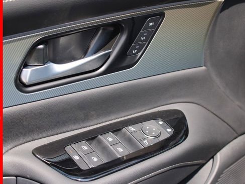 New 2025 Nissan Murano SL image 13