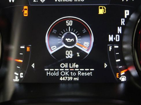 Used 2022 Dodge Challenger GT w/ Blacktop Package RWD image 27