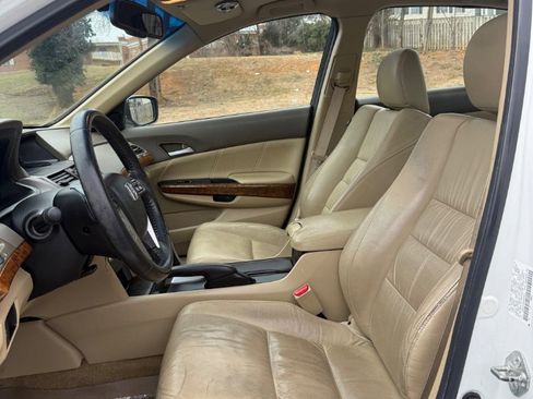 Used 2010 Honda Accord EX-L image 19