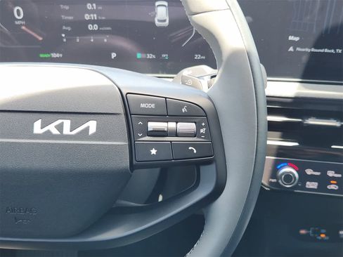 New 2025 Kia EV6 Light w/ Light LR Technology Package image 26