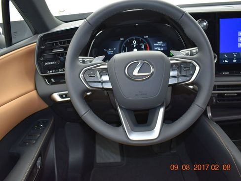 New 2025 Lexus RX 350 FWD w/ Technology Package image 30