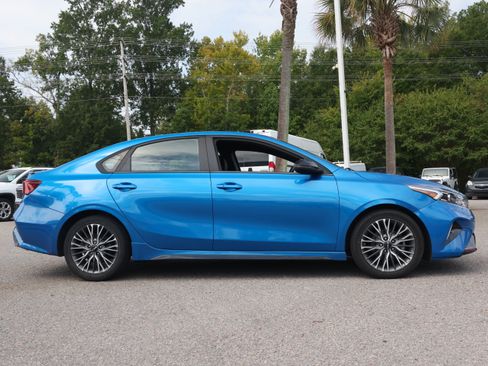 Used 2023 Kia Forte GT-Line w/ GT-Line Technology Package FWD image 6