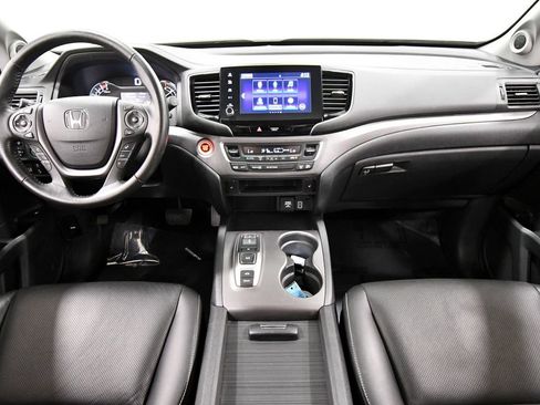 Certified 2023 Honda Ridgeline RTL image 3
