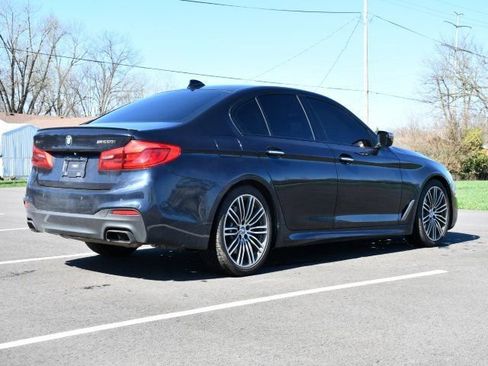 Used 2018 BMW M550i xDrive image 7