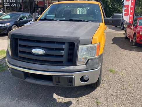 Used 2011 Ford F150 XL w/ HD Payload Pkg image 3