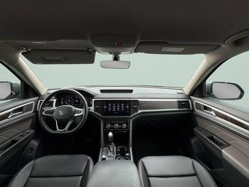 Certified 2023 Volkswagen Atlas SE FWD image 30