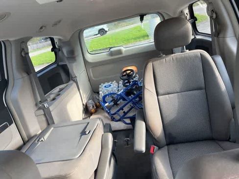 Used 2013 Volkswagen Routan S image 20