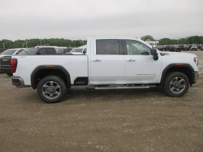 New 2026 GMC Sierra 2500 SLT w/ SLT Premium Package