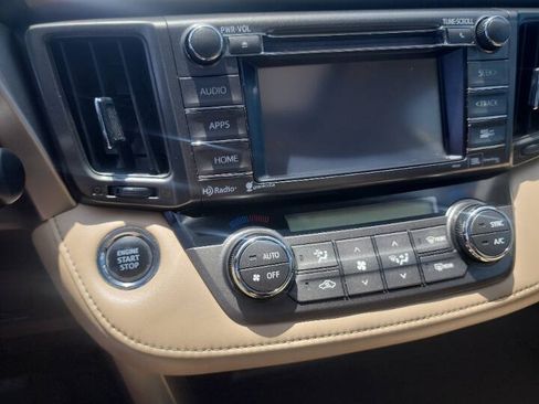 Used 2014 Toyota RAV4 Limited w/ Technology Package AWD/4WD image 13