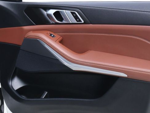 Used 2021 BMW X5 sDrive40i w/ Convenience Package image 17