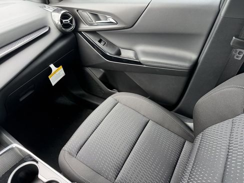 New 2026 Chevrolet Equinox LT w/ Safety and Technology Package image 13