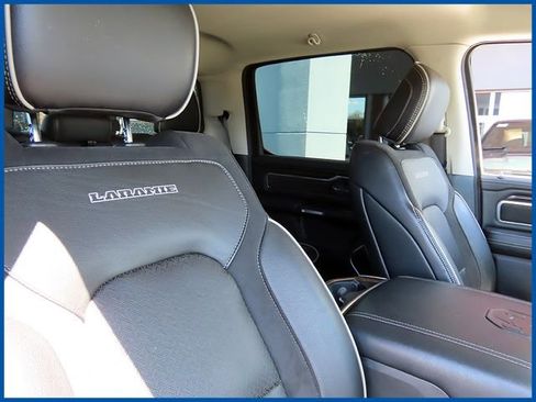 Used 2022 RAM 1500 Laramie AWD/4WD image 10