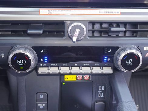 New 2026 Toyota Tacoma TRD Off-Road AWD/4WD image 15