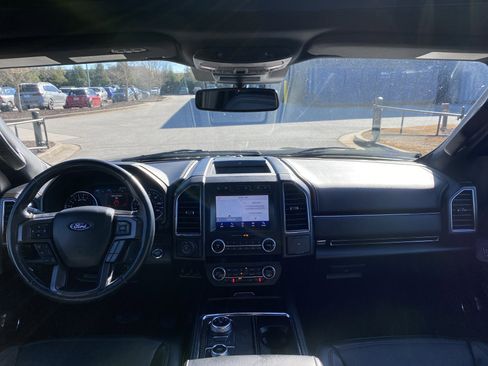 Used 2021 Ford Expedition Max Limited image 31