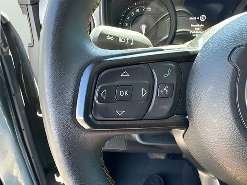 Used 2024 Jeep Wrangler Unlimited AWD/4WD image 18