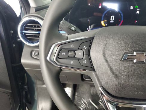 New 2026 Chevrolet Trax LT w/ Midnight Edition FWD image 25