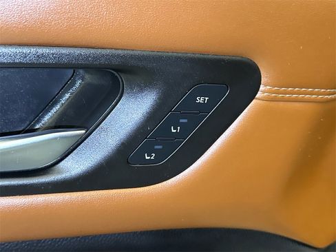 Used 2024 Nissan Pathfinder Platinum w/ Cargo Package image 23