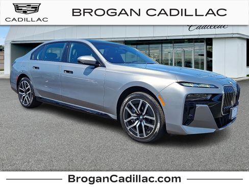 Used 2023 BMW 760i xDrive w/ Executive Package AWD/4WD image 1