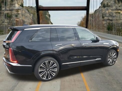 New 2026 Cadillac Vistiq Premium Luxury AWD/4WD image 11