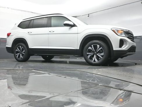 New 2026 Volkswagen Atlas SE FWD image 27