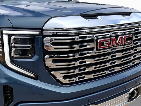 Certified 2024 GMC Sierra 1500 Denali w/ Denali Reserve Package AWD/4WD image 29