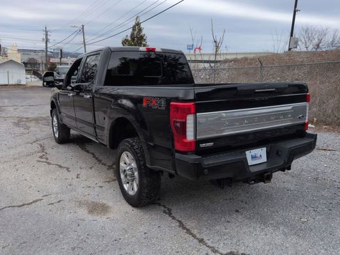 Used 2018 Ford F250 Platinum w/ Platinum Ultimate Package image 6