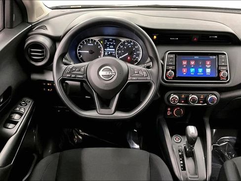 New 2025 Nissan Kicks Play S FWD image 19