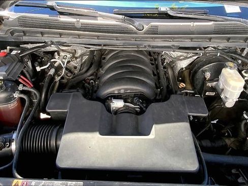 Used 2017 Chevrolet Silverado 1500 LTZ Z71 w/ LTZ Plus Package AWD/4WD image 10