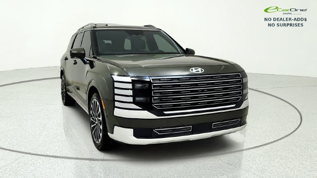 Used 2026 Hyundai Palisade Calligraphy AWD/4WD image 2