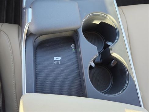 Certified 2025 Acura TLX w/ Technology Package image 18