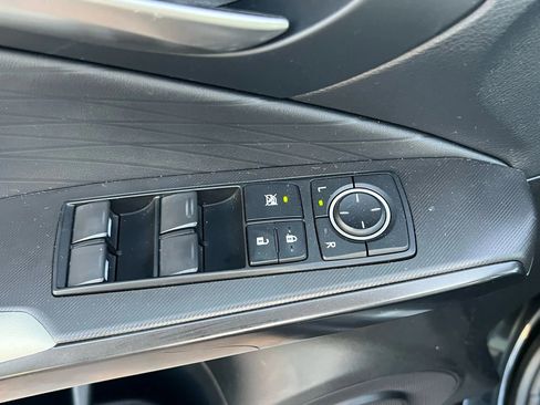 Used 2022 Lexus IS 350 F Sport image 10