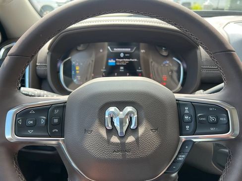 New 2026 RAM 2500 Laramie AWD/4WD image 21